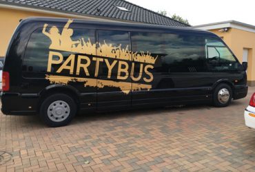 Schwarzer Partybus Schwarzer Partybus