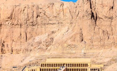 Sacred Egypt Cairo, Luxor, Red Sea and White Desert Oasis