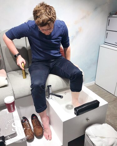 Top 5 Best Gifts for Men 2019 experiences of manicure and pedicure at Londora London