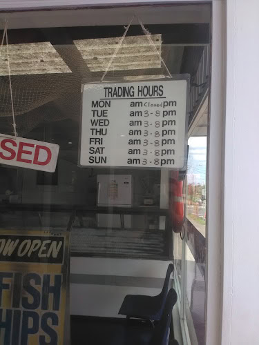 Old Salty's — fish and chip shop in Ashgrove, Queensland