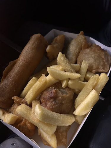 The Big Catch — fish and chip shop in Cranbourne West, Victoria
