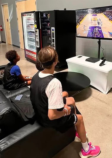 gaming lounge rentals M2Y - Home