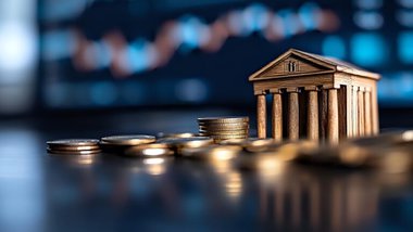 złote monety, model banku