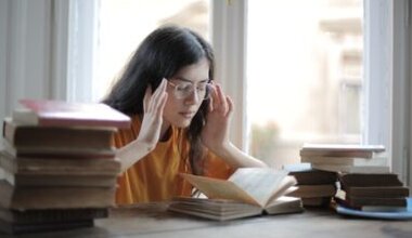 Parlak ışığın migreni tetikleyebileceği bilimsel olarak belirlendi. Migren hastaları için