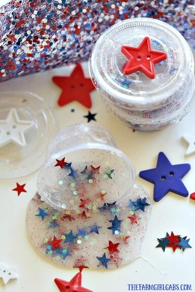 Looking for a fun craft idea to keep the kids busy at your July Fourth Celebration? This Patriotic Party Slime makes the perfect party favor.