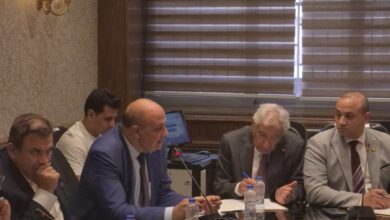 الدكتور معتز صلاح الدين رئيس مجلس أمناء مؤسسة رسالة السلام يتحدث خلال فعاليات الدائرة المستديرة لتعزيز الاصطفاف الوطني.