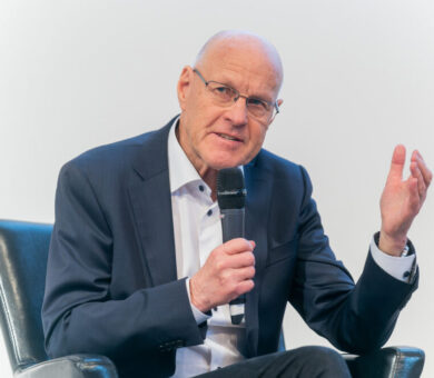 Porträtfoto von Prof. Dr. Christian Bergmann | Bildrechte: ©ECARF