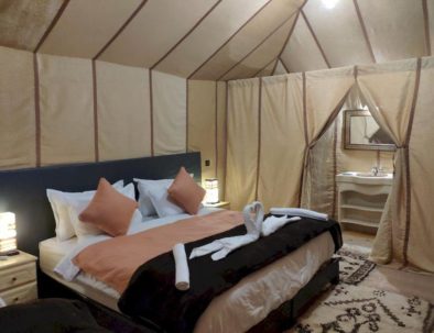 Camping in the desert of Morocco with our shara desert tours