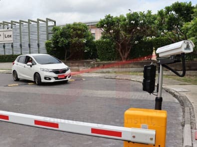 ระบบไม้กั้นอ่านป้ายทะเบียนรถยนต์