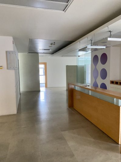 משרדים בהרצלה המנופים אקרשטיין