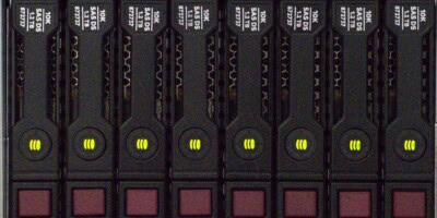 Redundante Server-Festplatten im Storage-System für Datensicherung