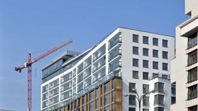 Blok mieszkalny w budowie