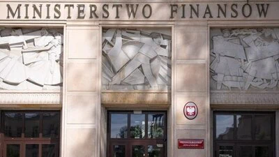wejście do Ministerstwa Finansów