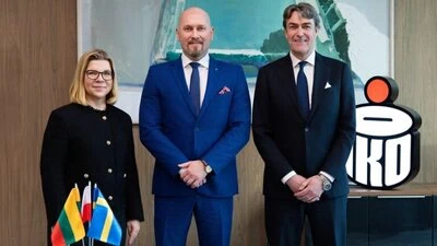 Od lewej: Erika Vovere, Marek Radzikowski, Jakob Hansson. Źródło: PKO BP