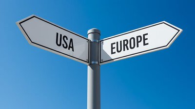 drogowskaz z napisem Europa, USA