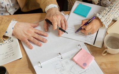 How Procurement Panels Actually Score Quality Responses