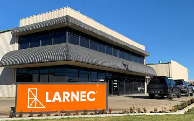 Larnec's office