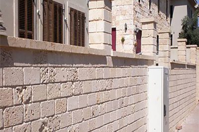 בריקים לחיפוי קירות חוץ