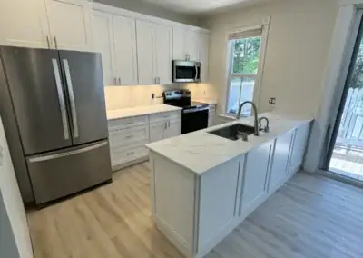 alt="kitchen" alt="remodel" alt="modern" alt="cabinets" alt="kitchen-remodel" alt="remodel" alt="construction"