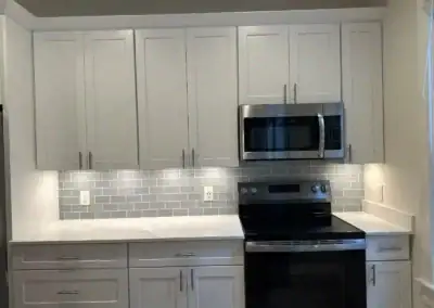 alt="kitchen" alt="remodel" alt="modern" alt="cabinets" alt="kitchen-remodel" alt="remodel" alt="construction"