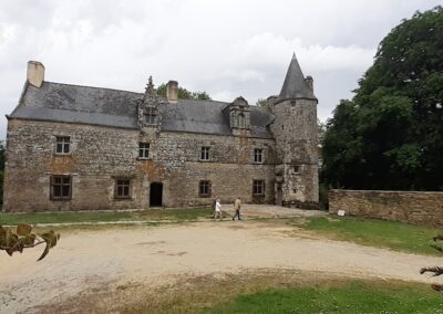 SAMEDI 25 MAI 2024 VISITE DU MANOIR DE KERGAL EN BRANDIVY