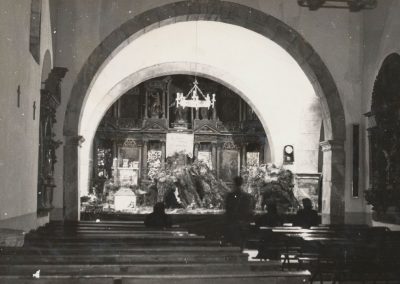 Un domingo antes de misa en 1977.