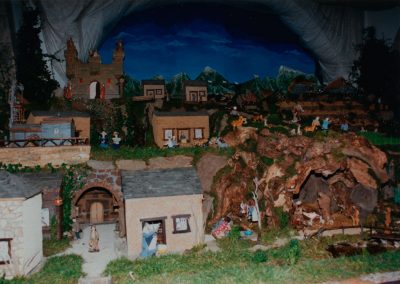 El castillo y la iglesia en 1999.