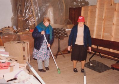 Marina y Antonia en 1994.