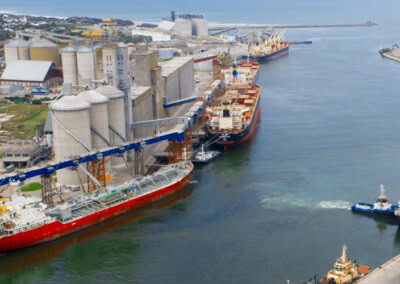 Puerto Quequén con intensa actividad en el primer semestre del año