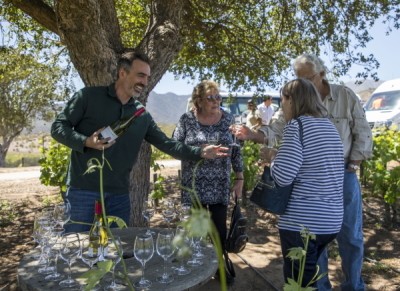 Tasting out among the vines at Villard