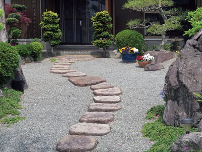【新潟県】園芸事務所に侵入し、現金約144万円を盗んだ疑い