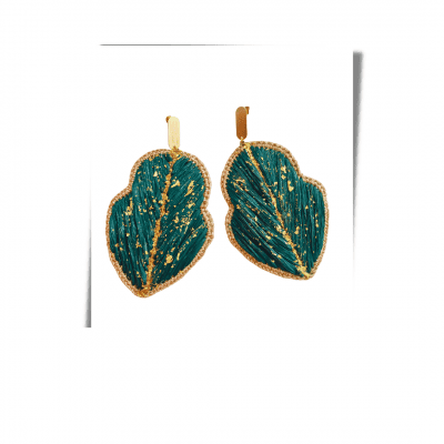 pendientes elaborado con fibras naturales