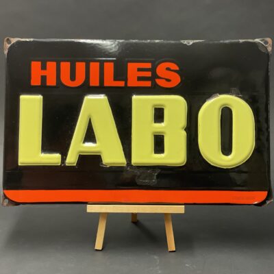 HUILE LABO, kleines Emailschild, geprägt und schabloniert, hergestellt bei Emaillerie Alsacienne