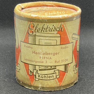 Elektrogeräte Henneberger Pirna - Seltene Spardose aus Pappe, 1930er Jahre