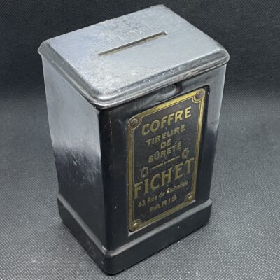 Tresor Fichet - uralte Spardose als Tresor, schweres Blech: 'Tirelire de Sûreté' (Sicherheits-Spardose)