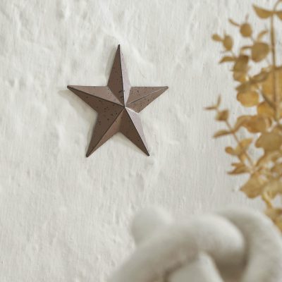 Metal Star Speckled Rust Brown Distressed 4x4