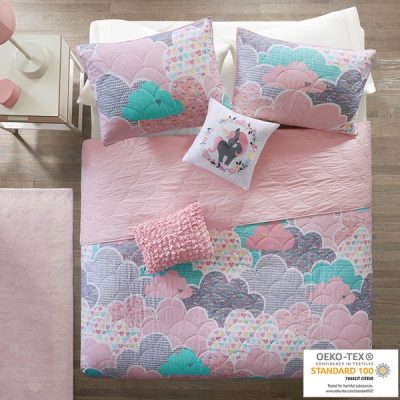 Urban Habitat Kids Cloud  Reversible Cotton Quilt Set with Throw Pillows in Pink, Twin UHK13-0015