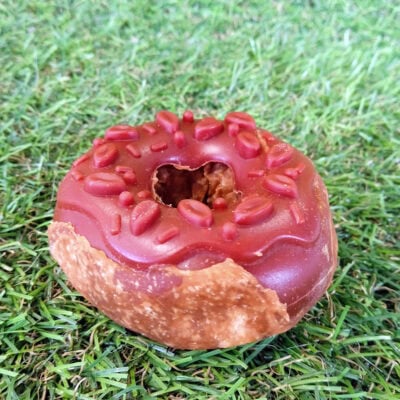 Donut de Pollo Glaseado de Fresa