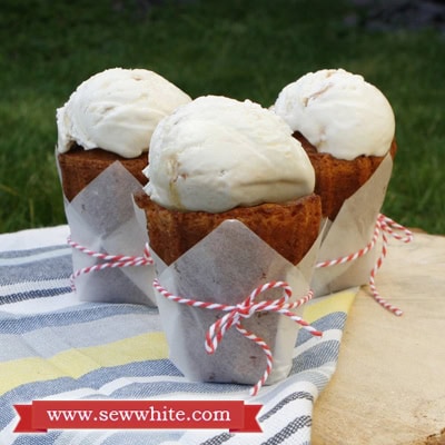 ice cream cakes tied with paper and string