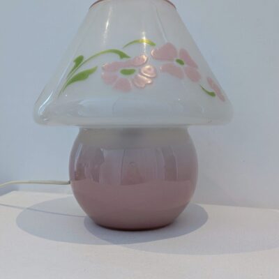 Lampe à poser avec abat-jour en pâte de verre couleur aubergine et orange, pied en bronze