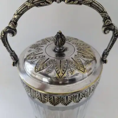 Centre de table Art Déco cristal transparent anses géométriques Villa Brieg coupe vintage bulles relief