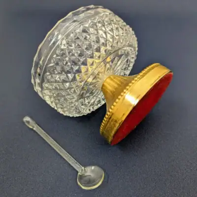 Sucrier saupoudreuse ancienne métal argenté style classique Villa Brieg art de la table vintage