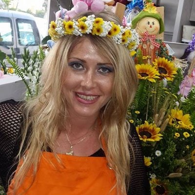 עטרת פרחים לשבועות -דבי פרחים