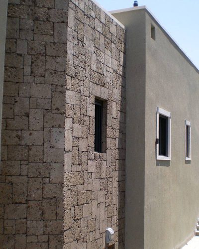 בריקים אבני חיפוי לגינה