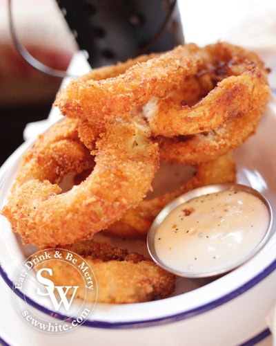 giant onion rings with spicy mayo