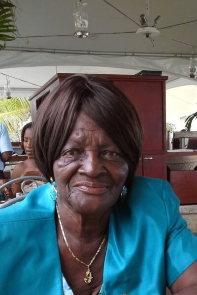 Estelle V