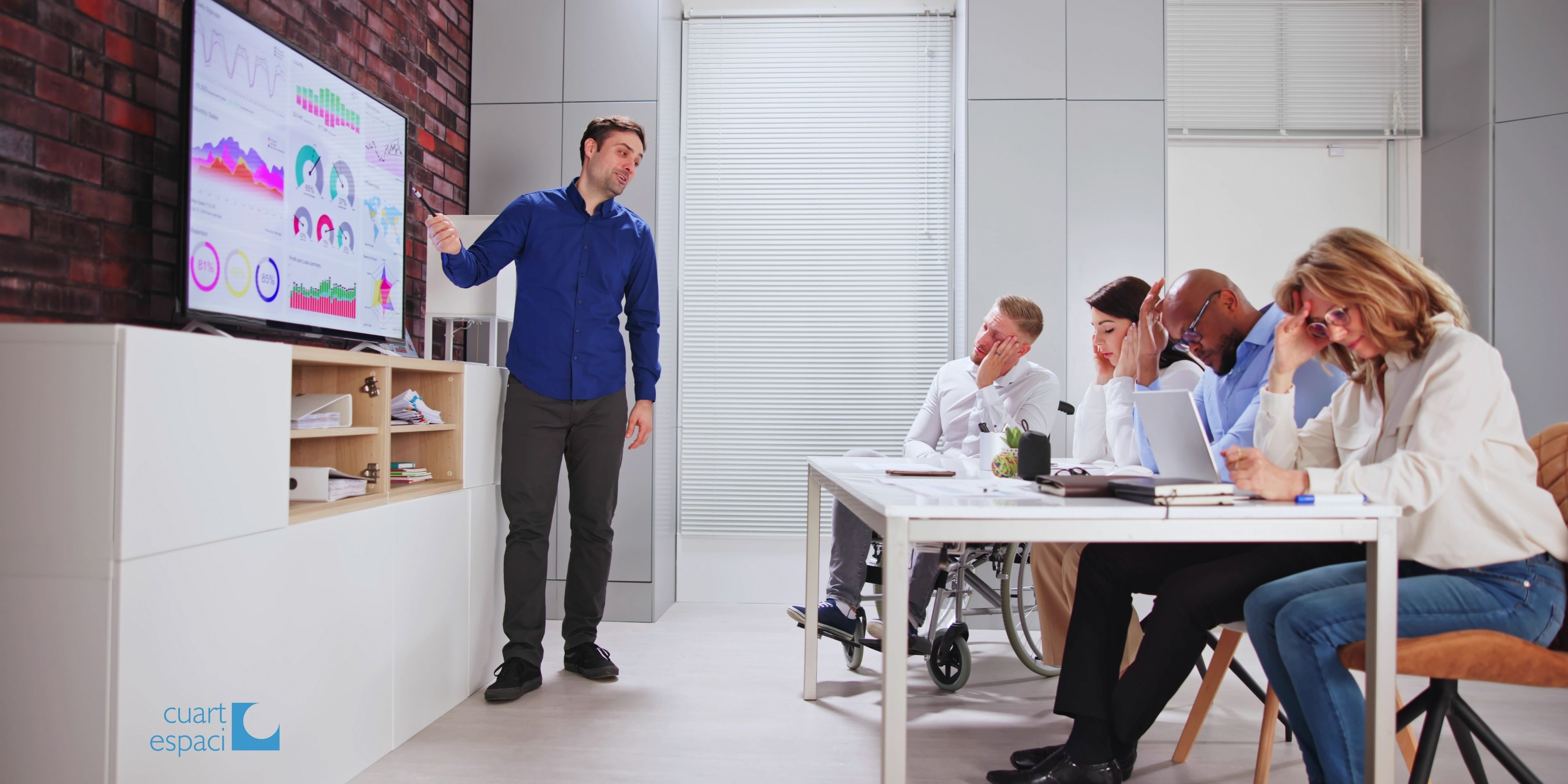 Cuando hablas mucho… pero no dices nada