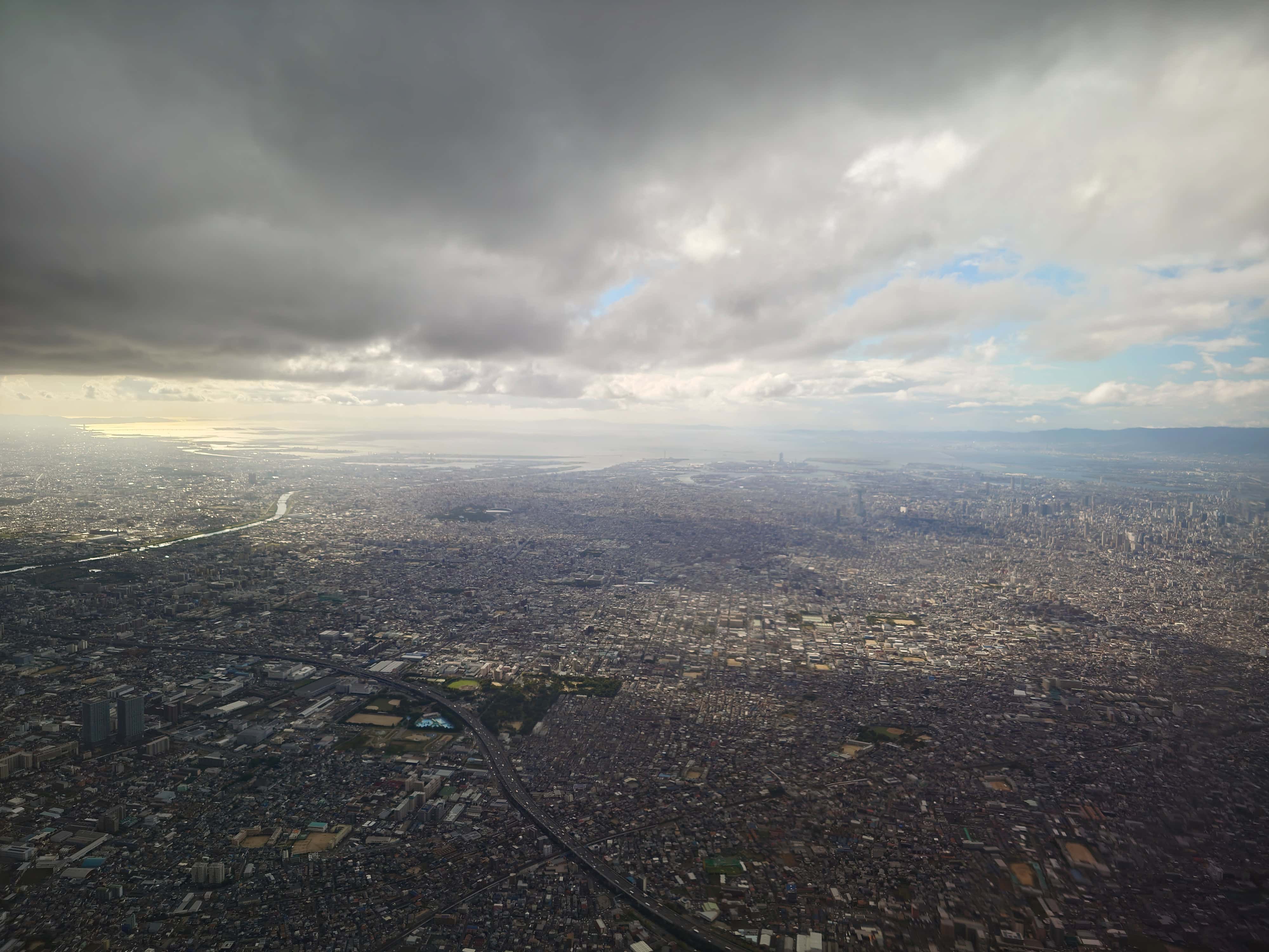 71.雲間から光が差す