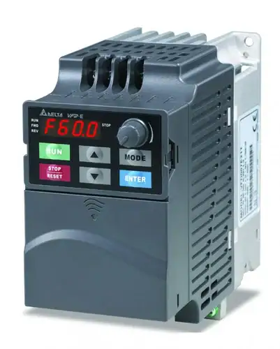 Delta VFD-E Series – Compact and modular variable frequency drive for industrial automation.