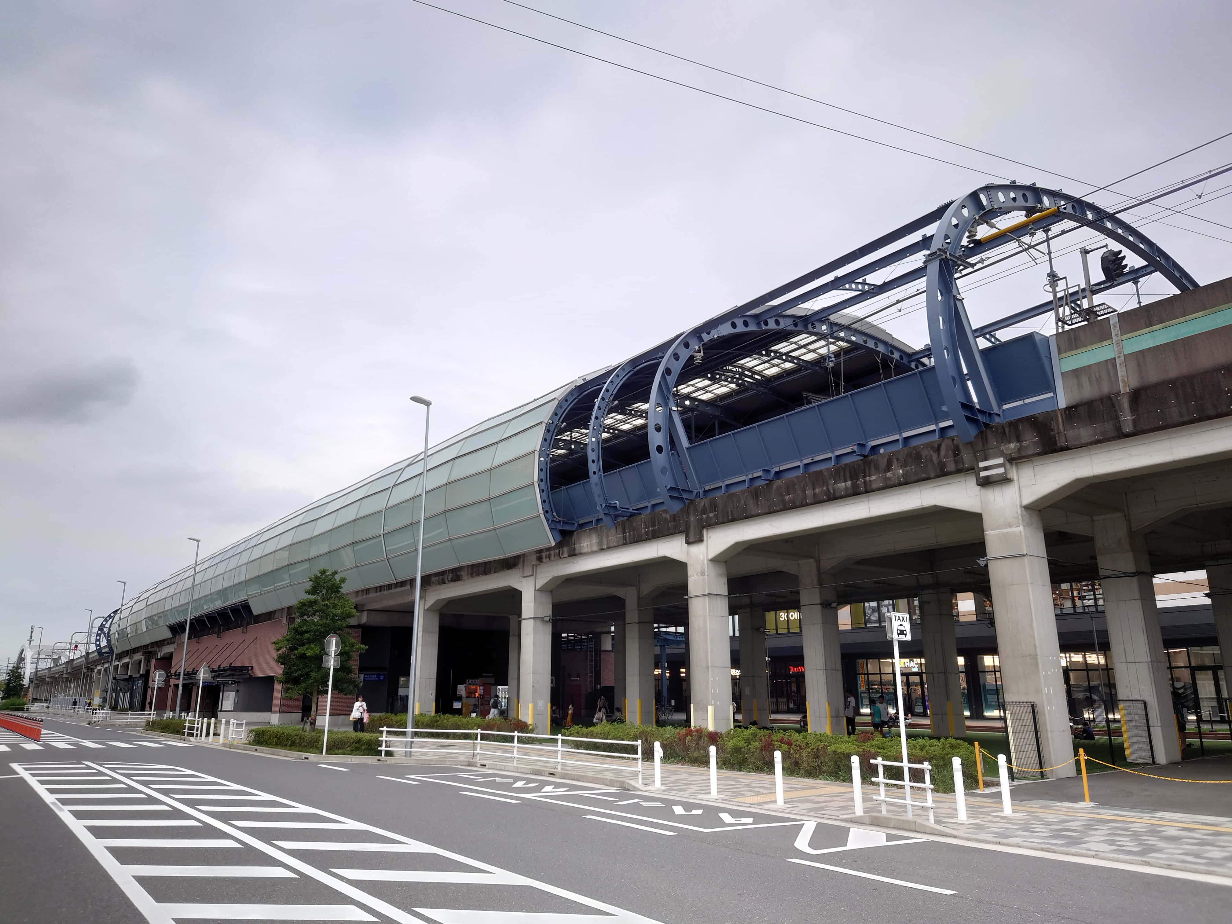 ゆめが丘駅南口３